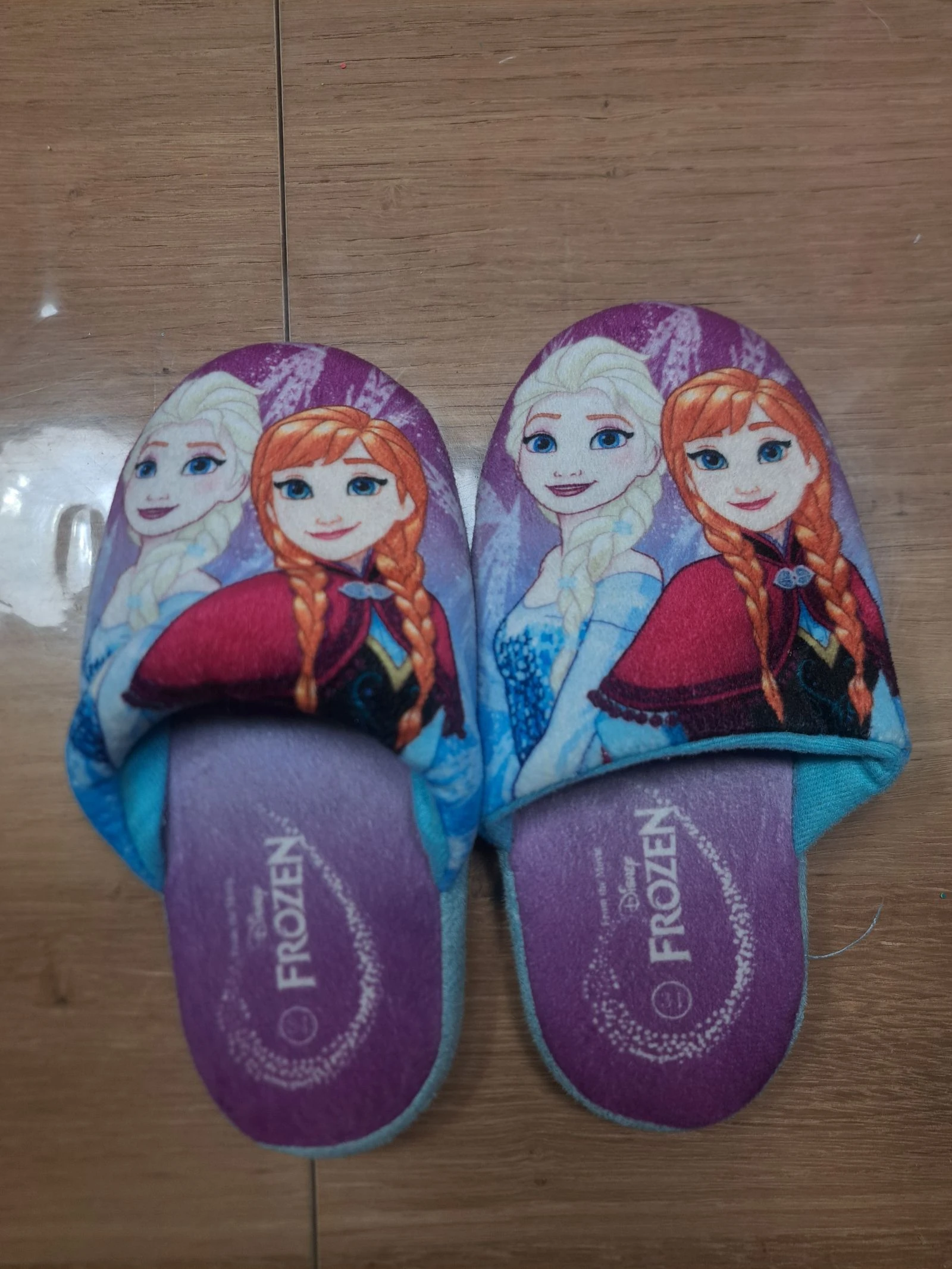 Chaussons reine des neiges P.31
